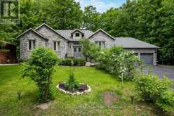79 FOREST CIRCLE | Tiny Ontario | Slide Image Three