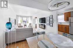 25 RONALD AVENUE | Toronto Ontario | Slide Image Thirteen