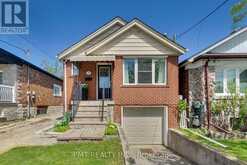 25 RONALD AVENUE | Toronto Ontario | Slide Image Four