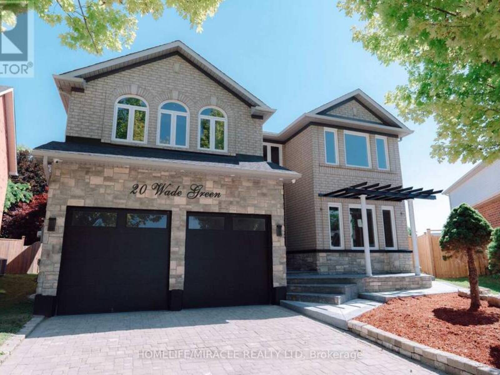 20 WADE GREEN, Cambridge, Ontario N1T 1W4