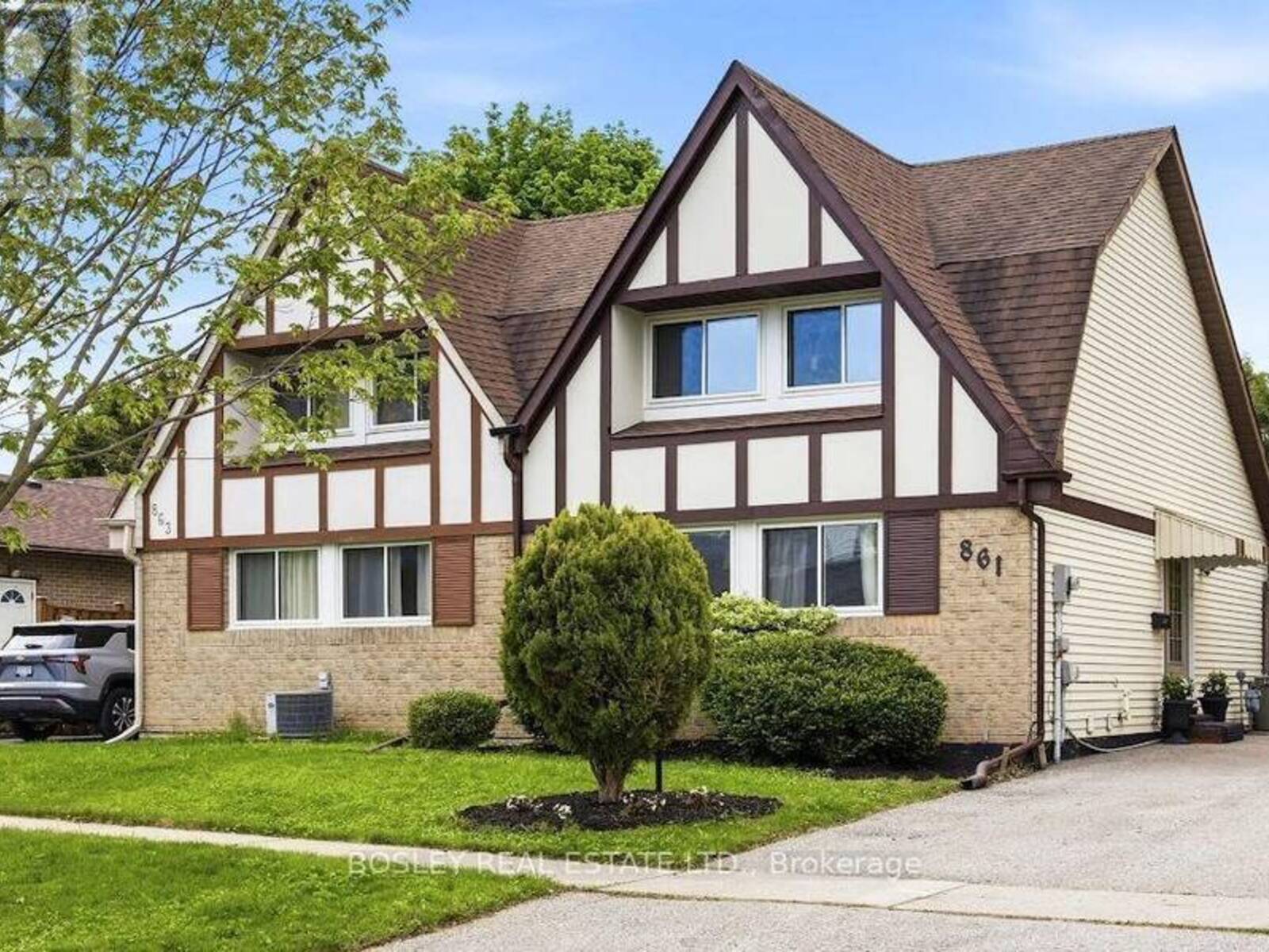861 TRADDLES AVENUE, Oshawa, Ontario L1K 1N7