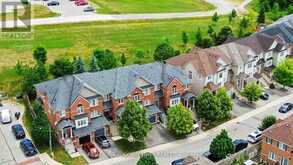 49 LATCHFORD WAY | Whitby Ontario | Slide Image Thirty-four