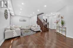 10 GUSUL AVENUE | Clarington Ontario | Slide Image Eight