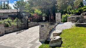 30 MARCUS COURT | Vaughan Ontario | Slide Image Two