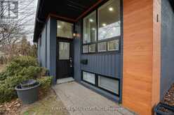 1 WILLIS DRIVE | Aurora Ontario | Slide Image Two