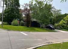 1 WILLIS DRIVE | Aurora Ontario | Slide Image Twenty-eight