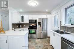 1 WILLIS DRIVE | Aurora Ontario | Slide Image Twelve