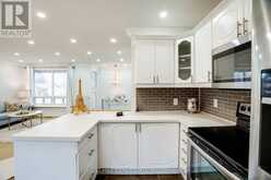 1 WILLIS DRIVE | Aurora Ontario | Slide Image Fourteen