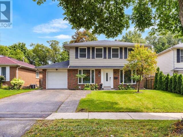 37 BIRCHLEAF CRESCENT Toronto Ontario, M9R 2L5 - 5 Bedrooms Home For Sale