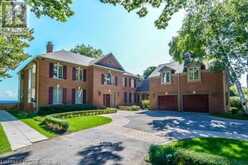 16 ENNISCLARE DRIVE W | Oakville Ontario | Slide Image One