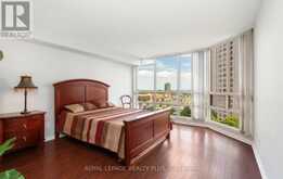 808 - 45 KINGSBRIDGE GARDEN CIRCLE | Mississauga Ontario | Slide Image Nineteen