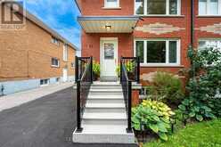 21 BURLINGAME ROAD | Toronto Ontario | Slide Image Four