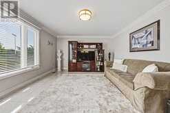 90 FAIRINGTON CRESCENT | Hamilton Ontario | Slide Image Twelve