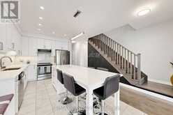 9 APPLEGATE DRIVE | East Gwillimbury Ontario | Slide Image Five
