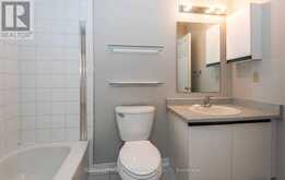 919 CARIBOU VALLEY CIRCLE | Newmarket Ontario | Slide Image Sixteen