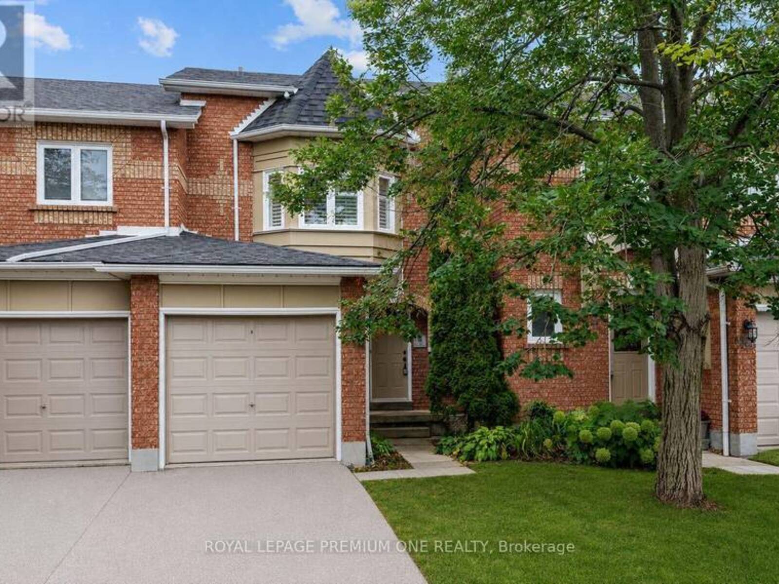 919 CARIBOU VALLEY CIRCLE, Newmarket, Ontario L3X 1W9