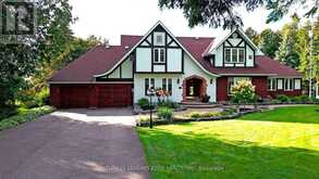 11 RODEO DRIVE | Fenelon Falls Ontario | Slide Image Two
