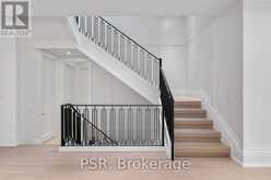 117 YONGE BOULEVARD | Toronto Ontario | Slide Image Nineteen