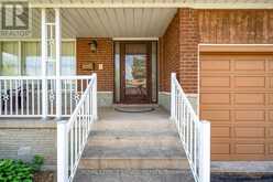 17 ALTAIR AVENUE | Toronto Ontario | Slide Image Two