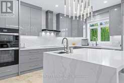 102 COOK'S MILL CRESCENT | Vaughan Ontario | Slide Image Fifteen
