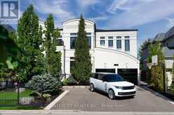 102 COOK'S MILL CRESCENT | Vaughan Ontario | Slide Image One