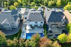 102 COOK'S MILL CRESCENT | Vaughan Ontario | Slide Image Four