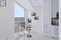 712 - 2511 LAKESHORE ROAD W | Oakville Ontario | Slide Image Twelve