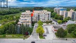 712 - 2511 LAKESHORE ROAD W | Oakville Ontario | Slide Image Two