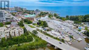 712 - 2511 LAKESHORE ROAD W | Oakville Ontario | Slide Image Thirty-seven
