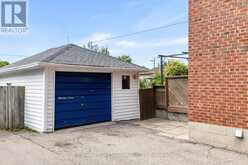 122 TREEVIEW DRIVE | Toronto Ontario | Slide Image Thirty
