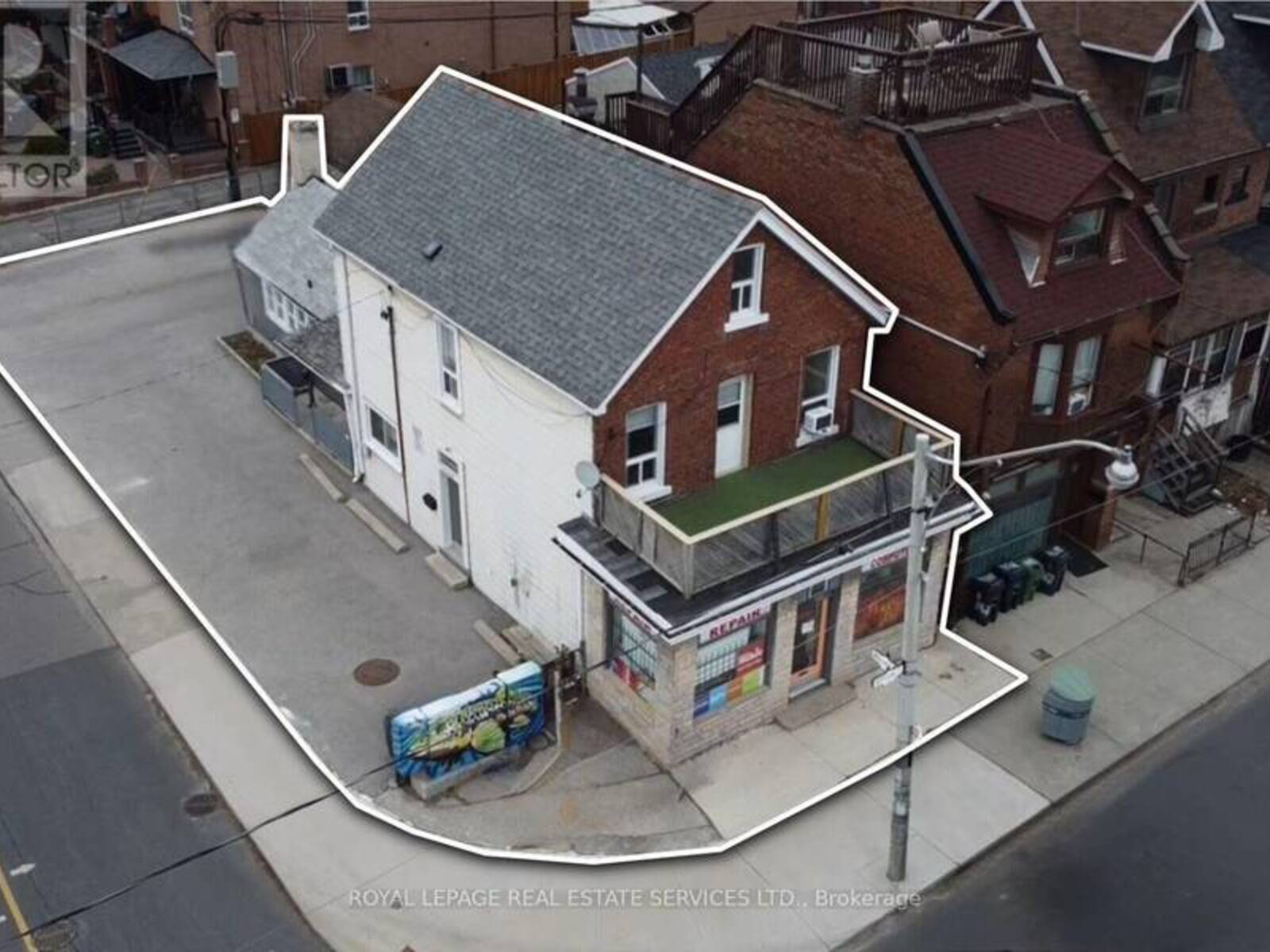 1160 DUFFERIN STREET, Toronto, Ontario M6H 4B8