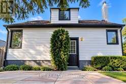 18 JUBILEE DRIVE | St. Catharines Ontario | Slide Image Seven