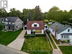 18 JUBILEE DRIVE St. Catharines Ontario, L2M 4P8
