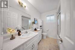 598 BLACK OAK CRESCENT | Waterloo Ontario | Slide Image Sixteen