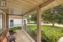 598 BLACK OAK CRESCENT | Waterloo Ontario | Slide Image Three