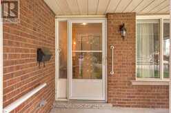 598 BLACK OAK CRESCENT | Waterloo Ontario | Slide Image Four