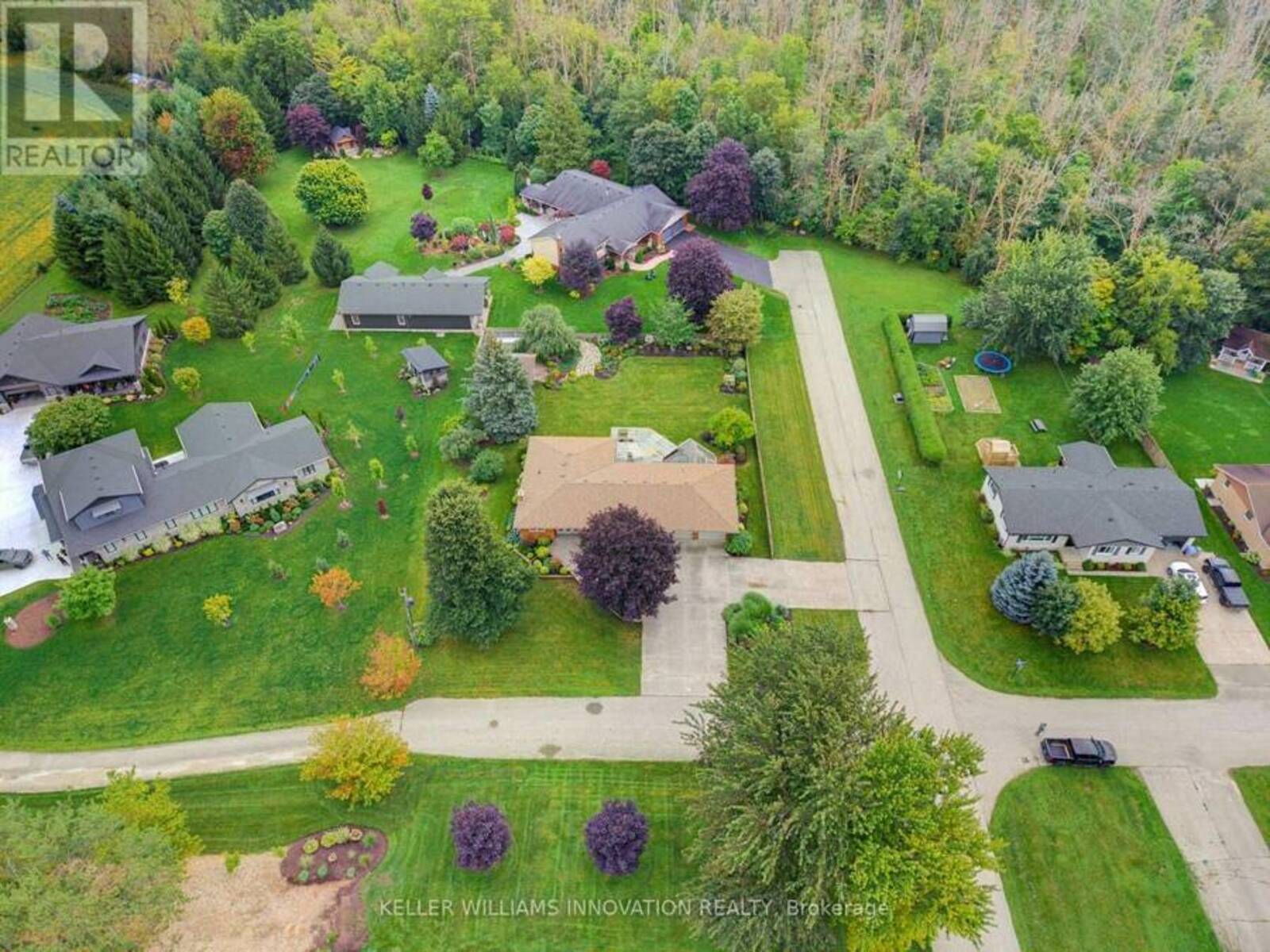 298 WOODVIEW DRIVE, Atwood, Ontario N0G 1B0