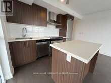 902 - 58 ORCHARD VIEW BOULEVARD | Toronto Ontario | Slide Image Eight