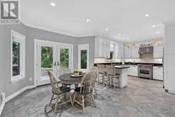 110 UPPER CANADA DRIVE | Toronto Ontario | Slide Image Thirteen