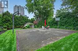 110 UPPER CANADA DRIVE | Toronto Ontario | Slide Image Thirty-six