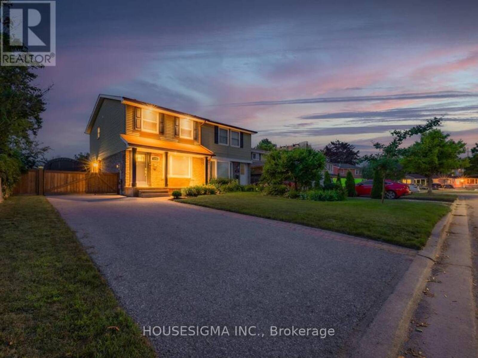 1379 ORLANDO COURT, Oshawa, Ontario L1G 6T8