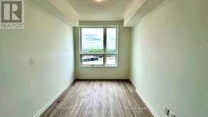 8 - 20 LYTHAM GREEN CIRCLE | Newmarket Ontario | Slide Image Twenty-three