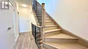 8 - 20 LYTHAM GREEN CIRCLE | Newmarket Ontario | Slide Image Twenty-five