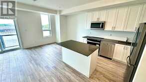 8 - 20 LYTHAM GREEN CIRCLE | Newmarket Ontario | Slide Image Seven
