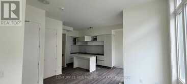 1230 - 12 DAVID EYER ROAD | Richmond Hill Ontario | Slide Image Six
