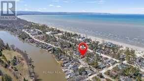 254 OLD MOSLEY STREET | Wasaga Beach Ontario | Slide Image Four