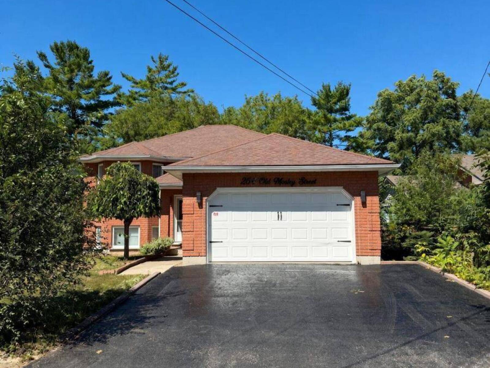 254 OLD MOSLEY STREET, Wasaga Beach, Ontario L9Z 2H8