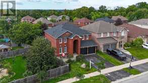 4 IMPERIAL CROWN LANE | Barrie Ontario | Slide Image Three