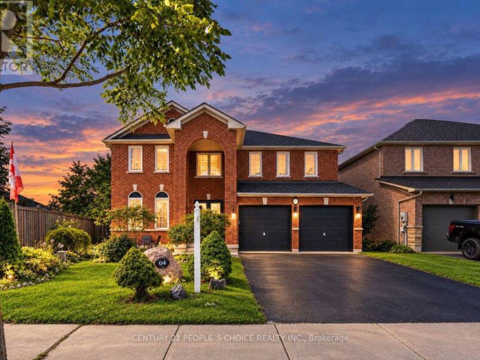 4 IMPERIAL CROWN LANE, Barrie, Ontario L4N 0T4