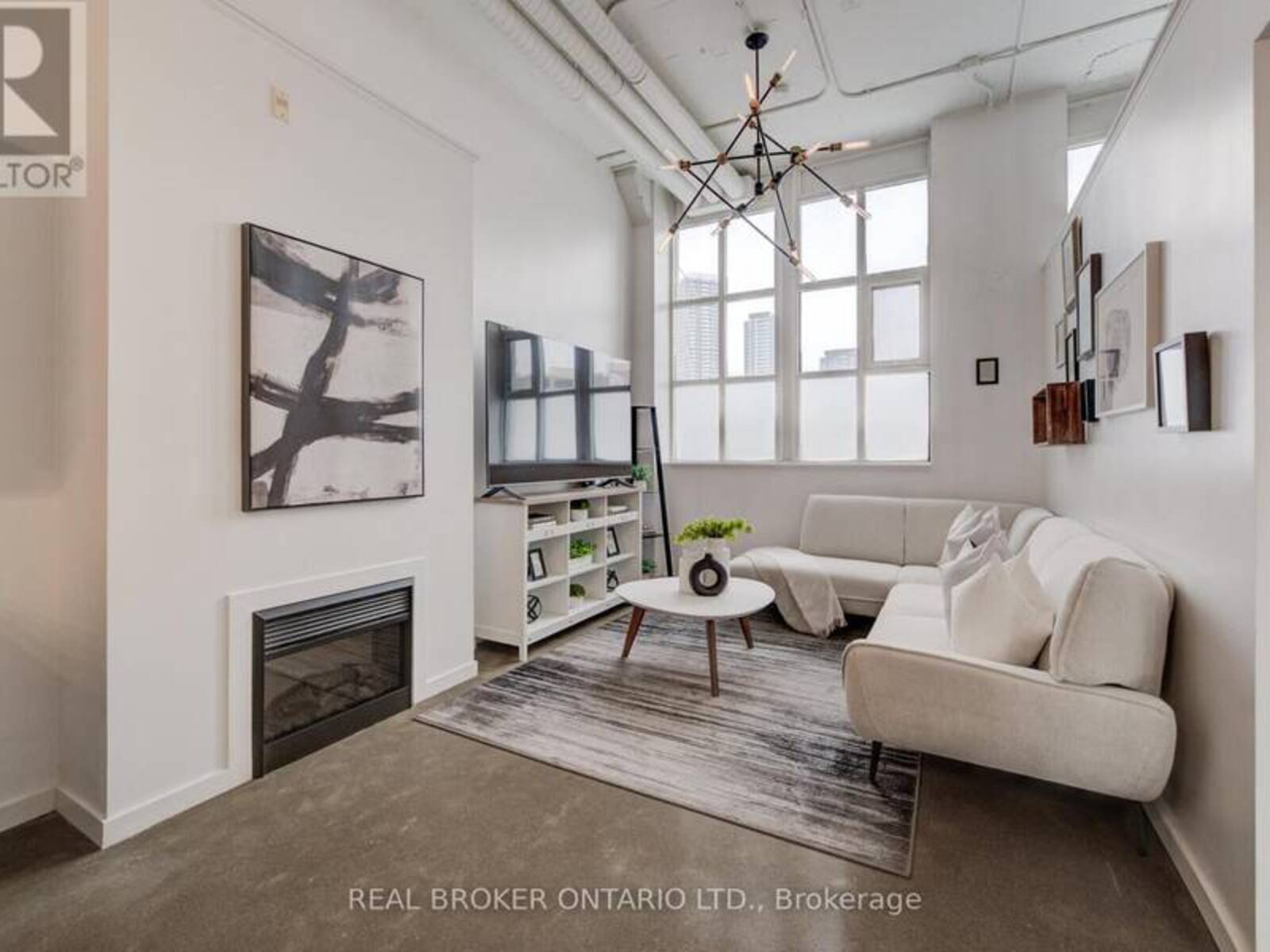 126 - 410 KING STREET W, Kitchener, Ontario N2G 1C3